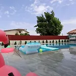 别墅 Valentino Swimming Pool