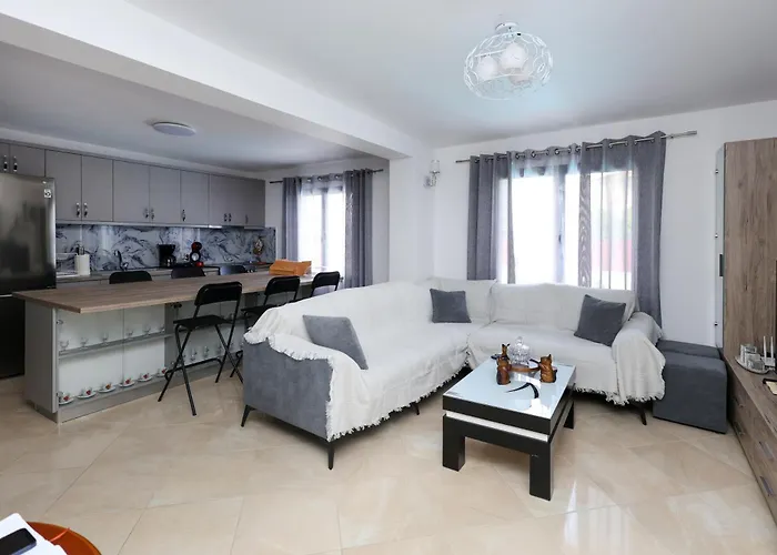 Villa Valentino Swimming Pool Morave